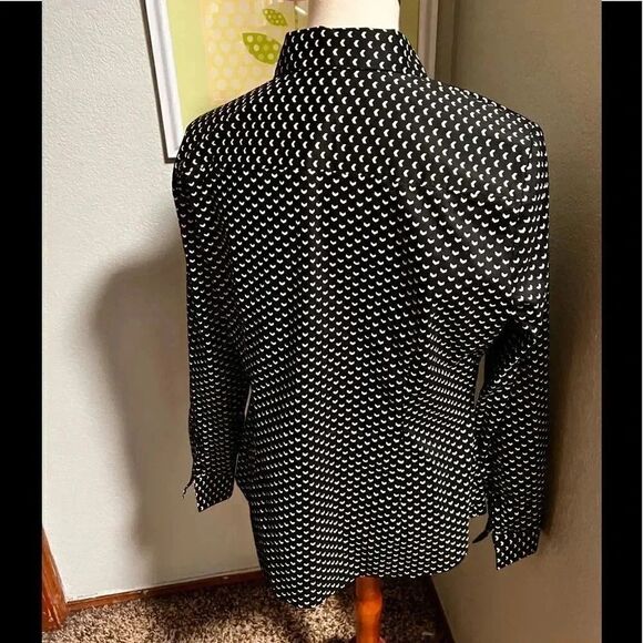 Brand new Apt 9 Essentials Long Sleeve Button Down Shirt Size Large #98 - Picture 4 of 5